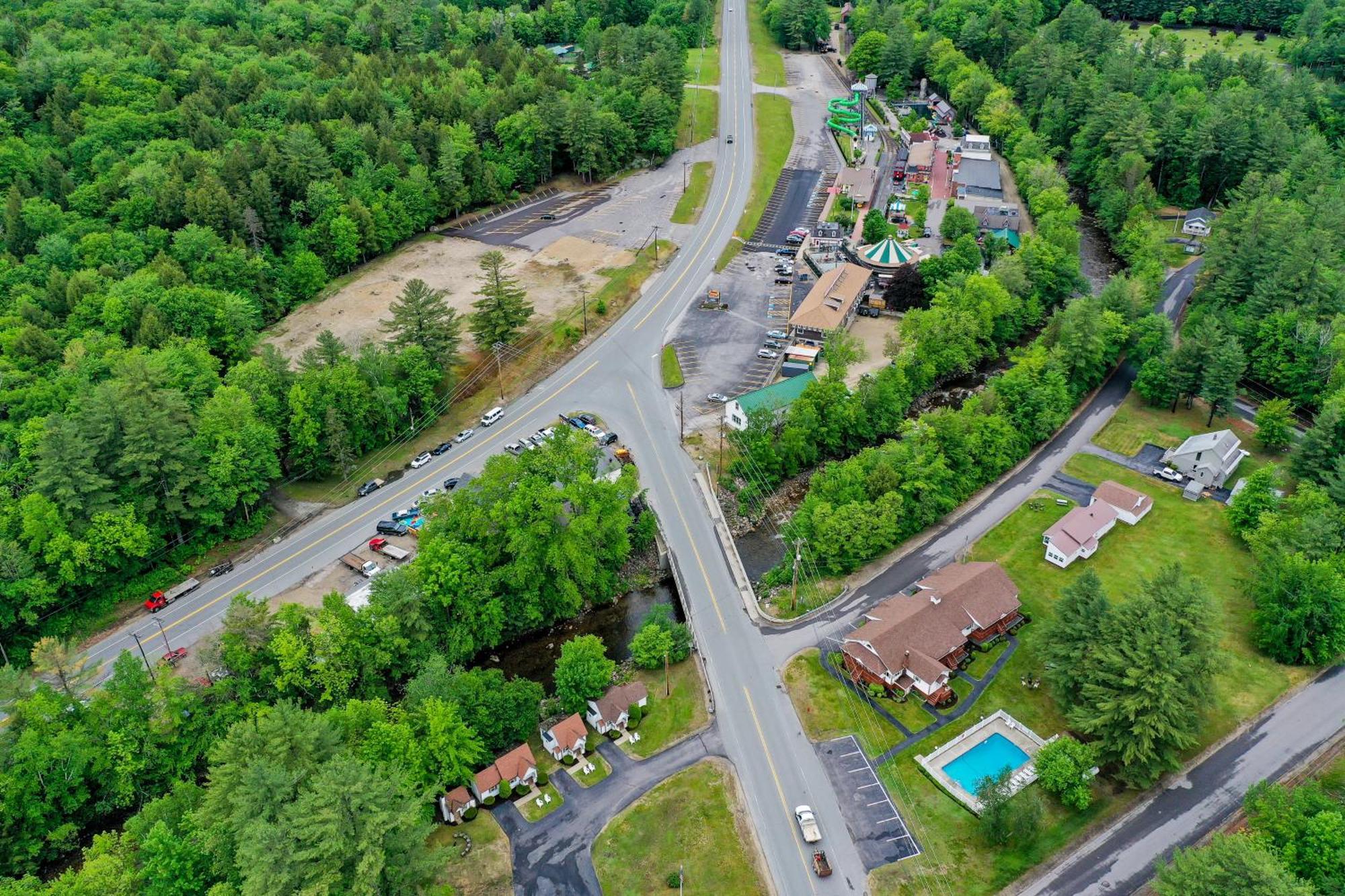 Riverbank Motel And Cabins Managed By Vacasa Lincoln Exterior photo